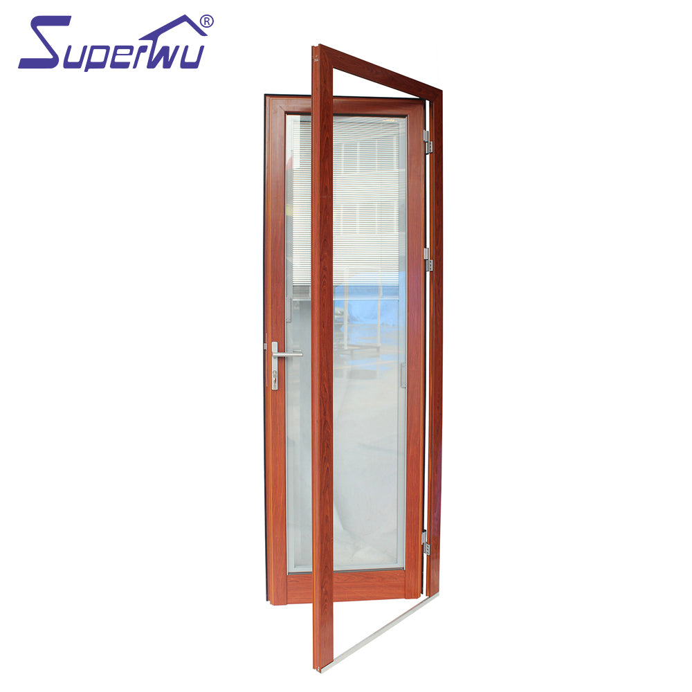 Superwu Professional Manufacturer Design Wholesale Wood Color Glass Swing door Casement Door