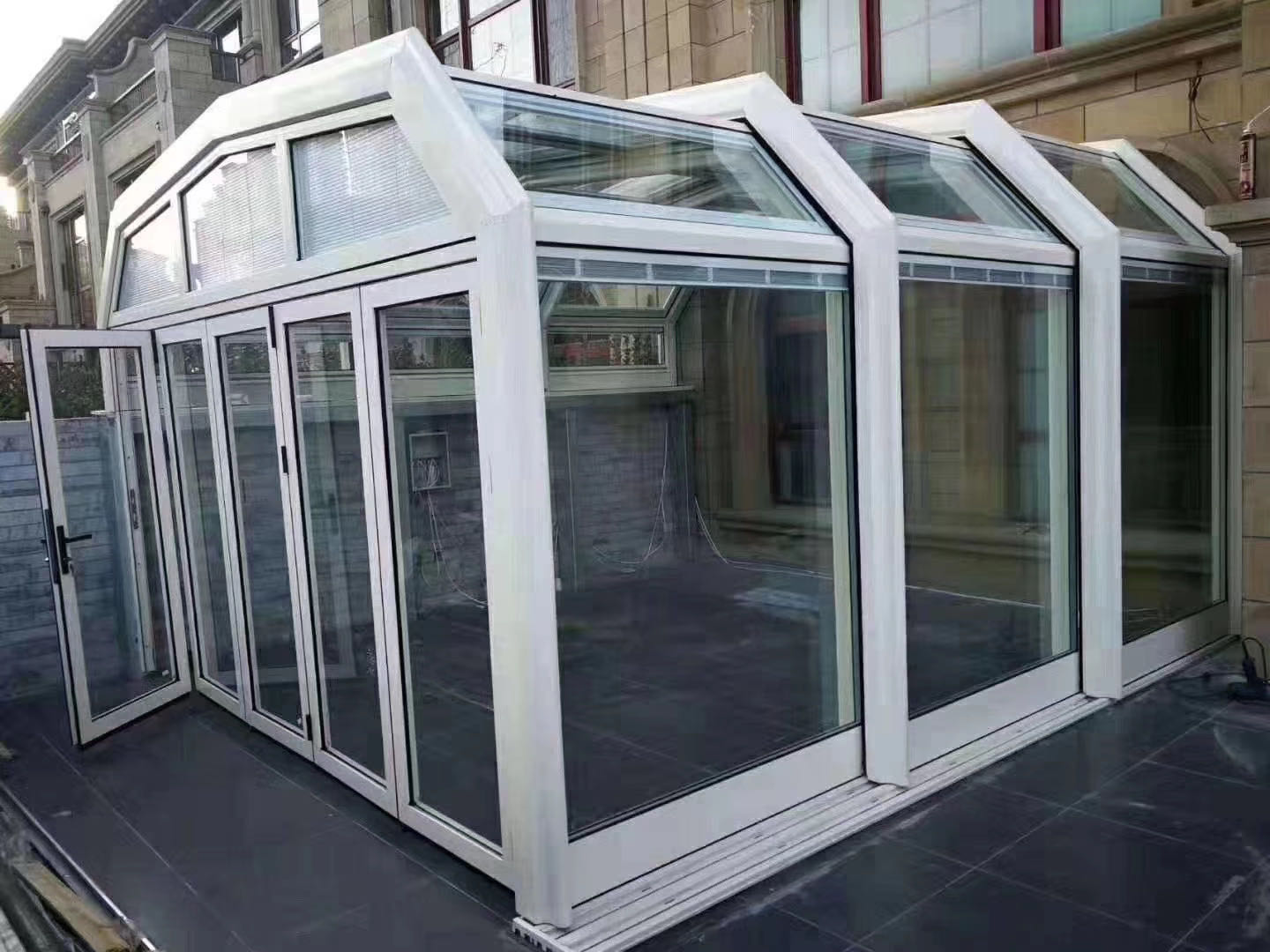 Superwu Australia Australian Europe Germany Series Customized Garden Glass Houses Aluminum Profile Glass Sunroom