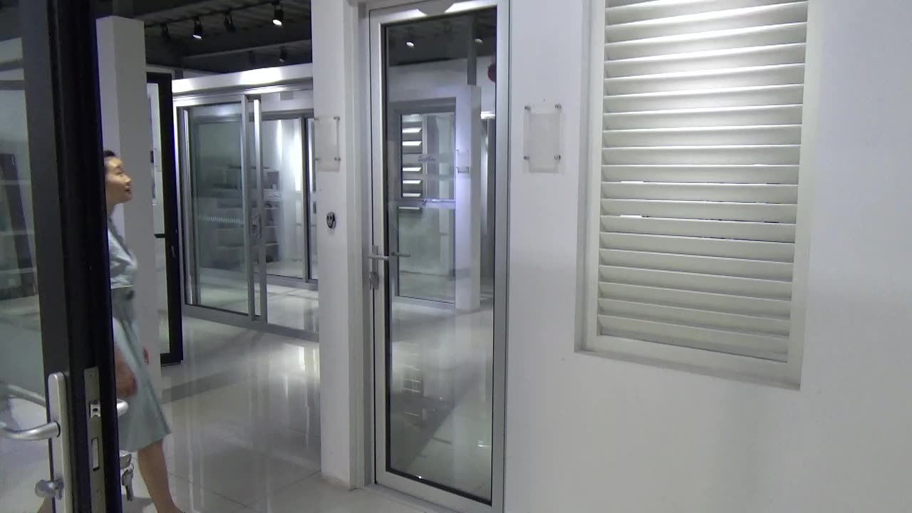 Superwu Black color aluminum hinged doors with double toughened tempered glass high quality